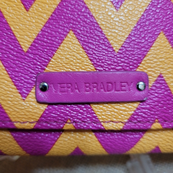 Vera Bradley ZIGGY ZAGS  Colorful Large Trifold WALLET - Picture 8 of 12